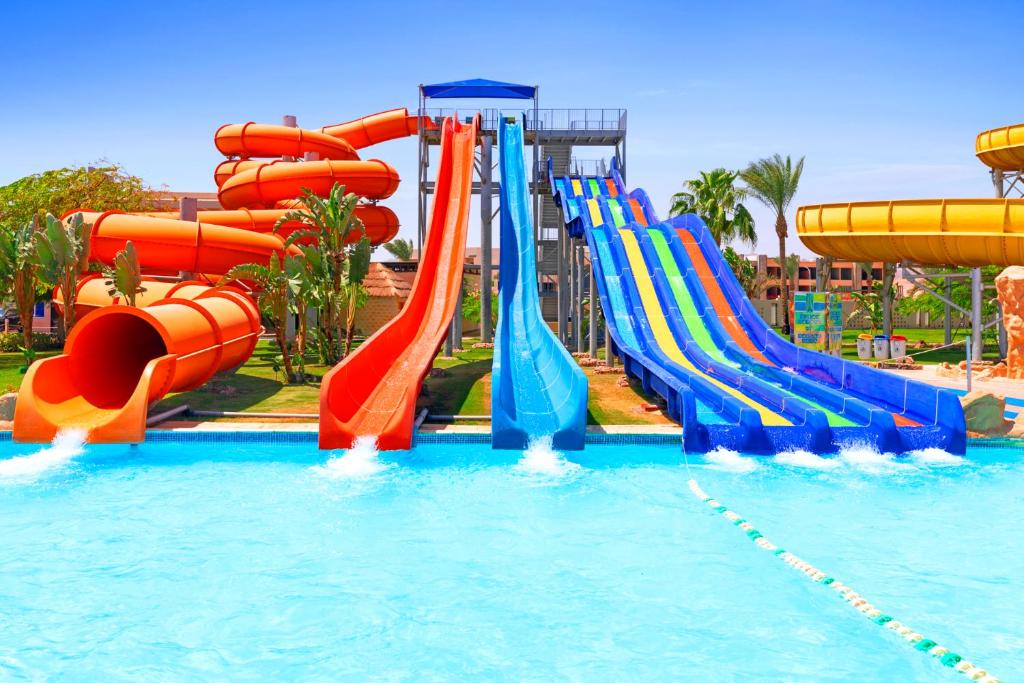 Sharm El Sheikh trips - Pickalbatros Royal Moderna Resort