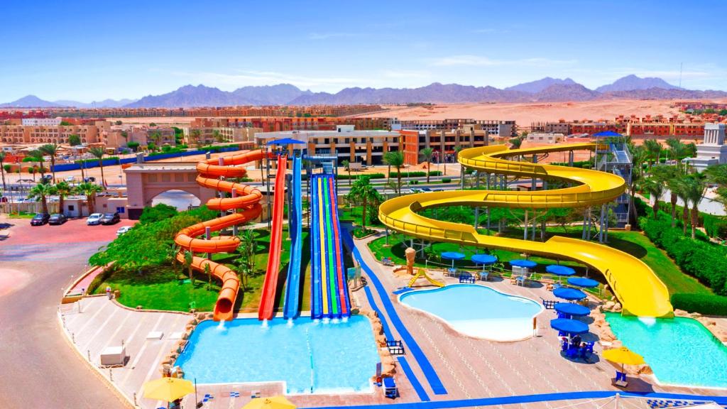 Sharm El Sheikh trips - Pickalbatros Royal Moderna Resort