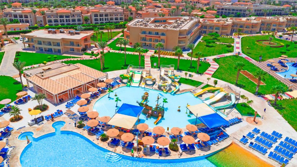 Sharm El Sheikh trips - Pickalbatros Royal Moderna Resort