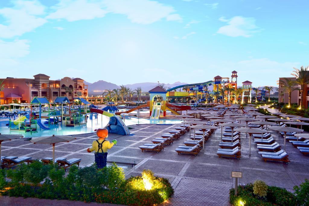 Sharm El Sheikh trips - Charmillion Club Aqua Park