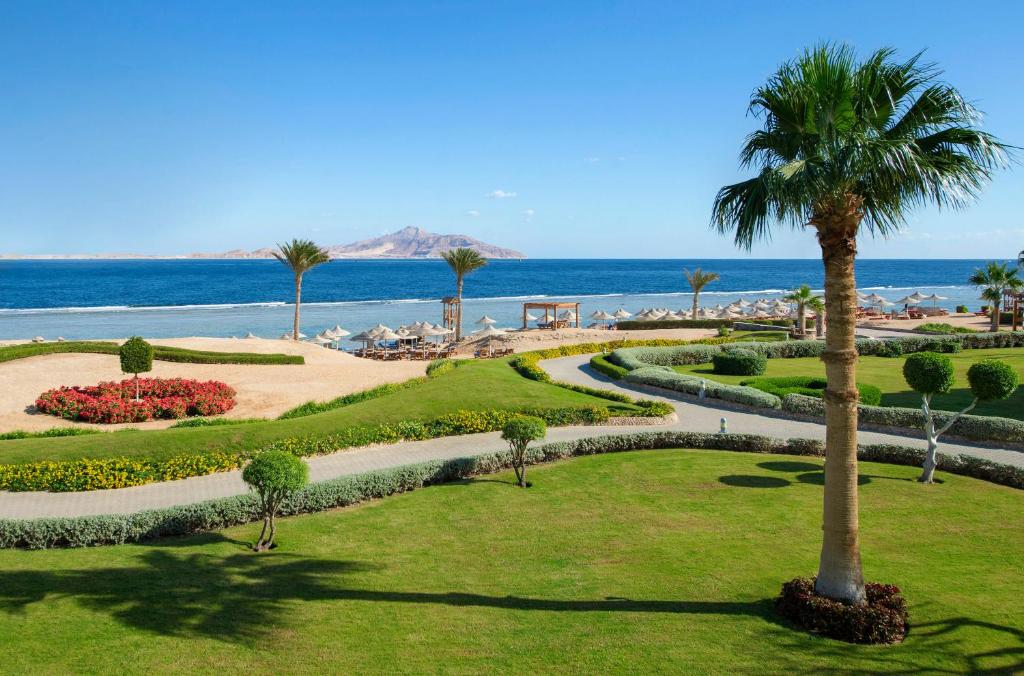 Sharm El Sheikh trips - Charmillion Club Resort