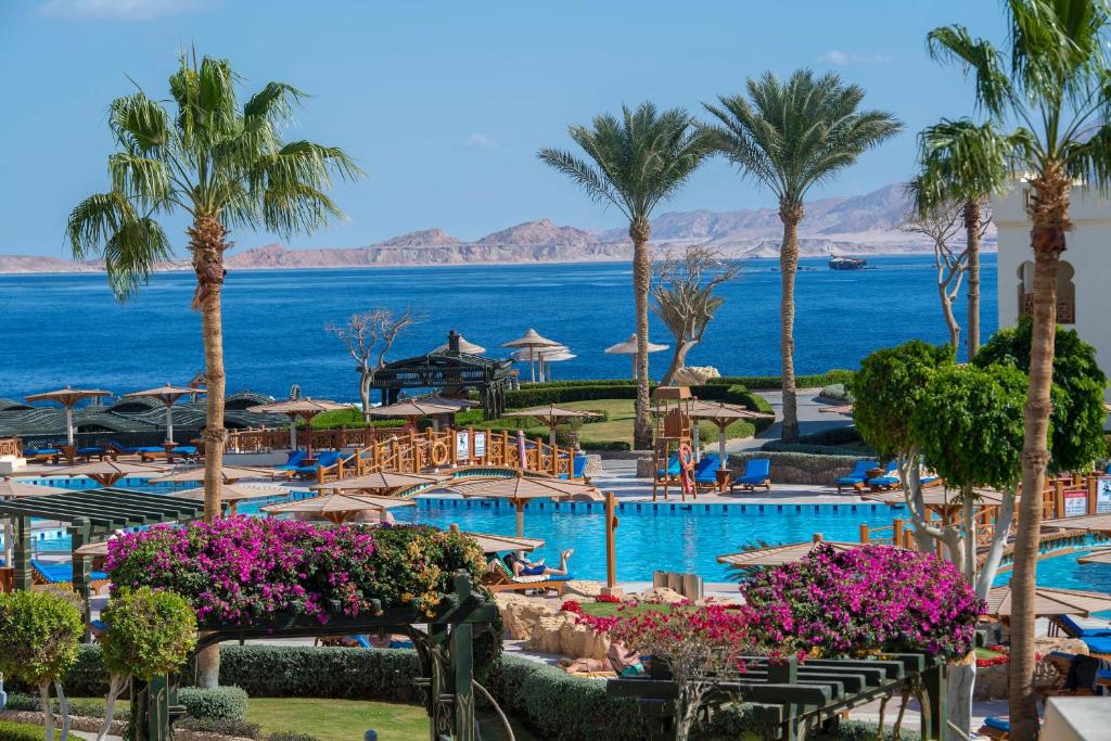 Sharm El Sheikh trips - Charmillion Club Resort
