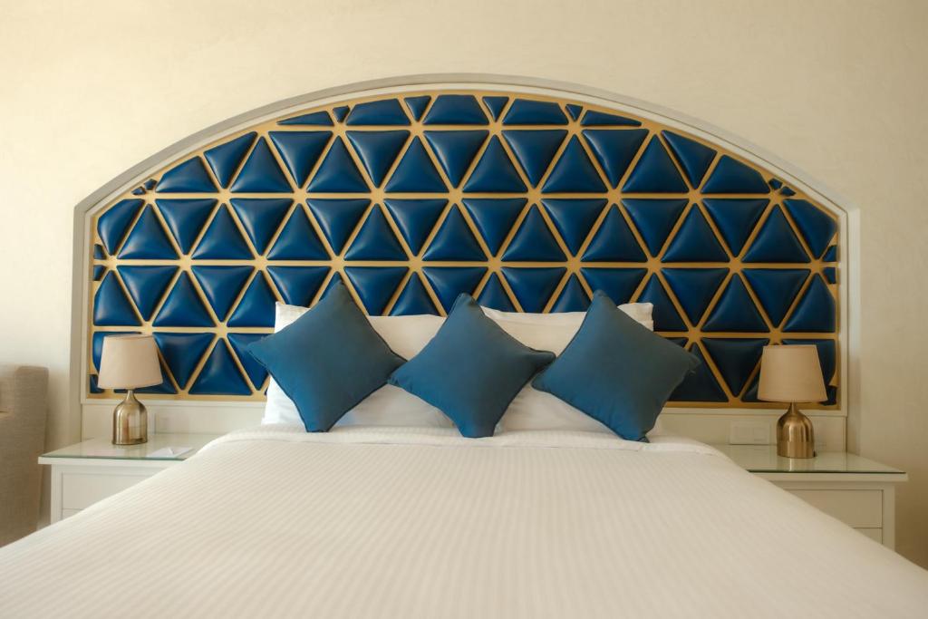 Sharm El Sheikh trips - Mövenpick Resort