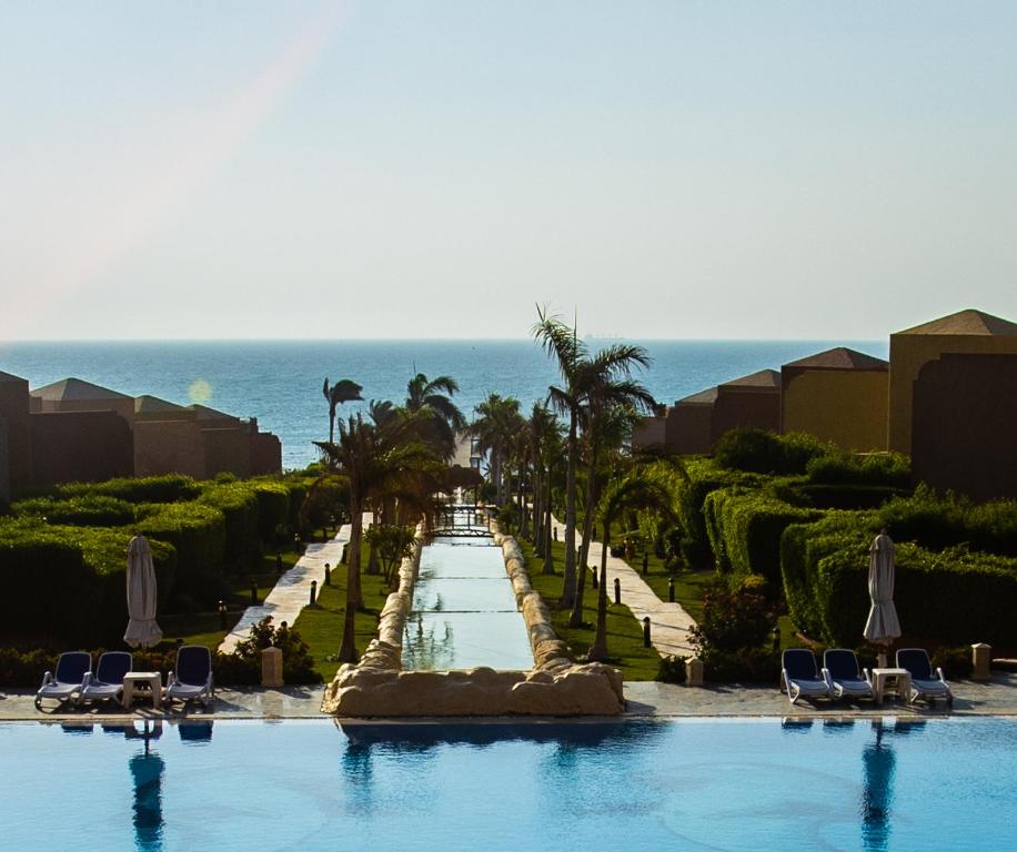 ElSokhana trips - CanCun Sokhna Resort families only