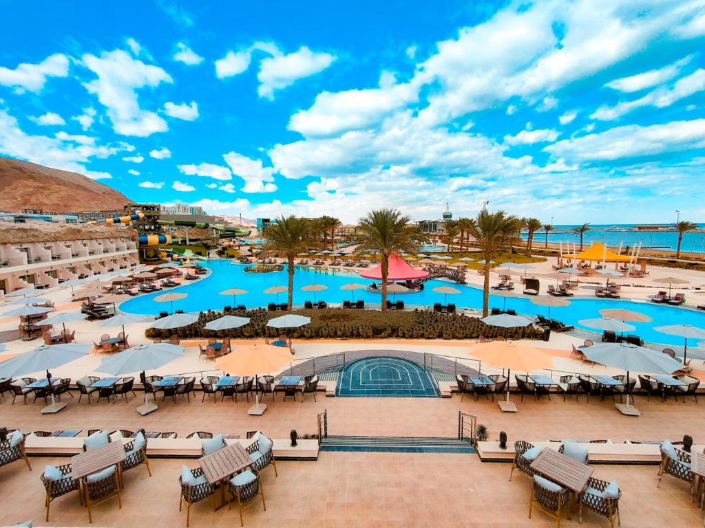 Ain Sokhana Trips - Eastern El-Galala Aquapark Ain Sokhna